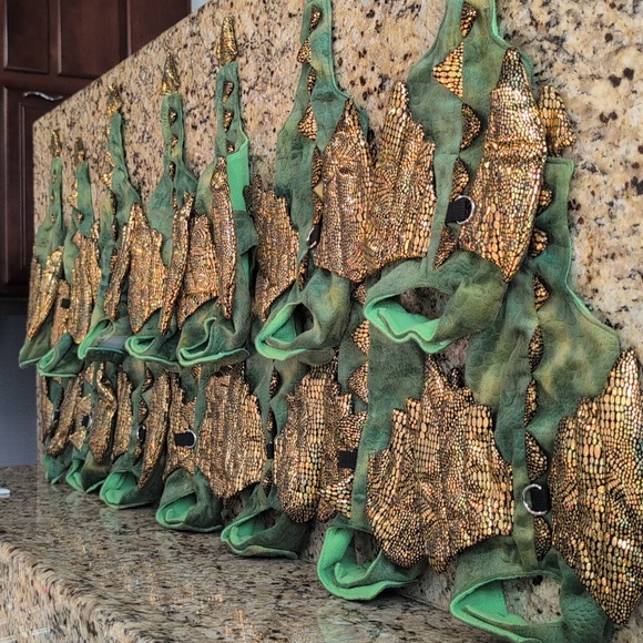 Small Pet Dragon outfit - Picture 8 of 9